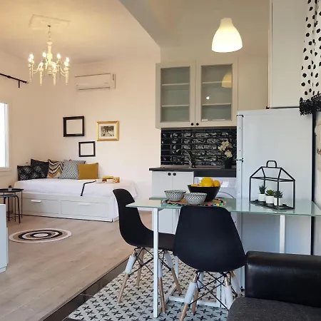 Art & Cozy Apartment
